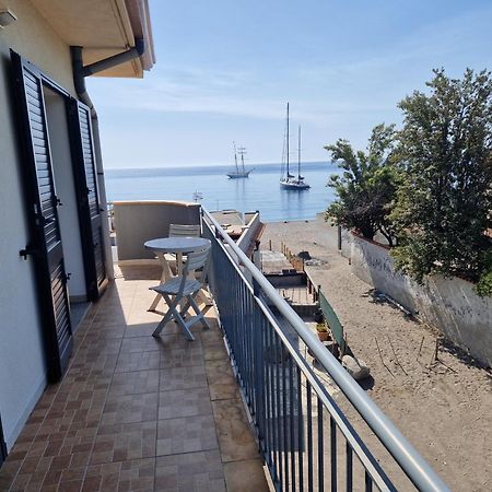 Santanna Beach House - Fondachello-Apartments Com Mascali Zewnętrze zdjęcie