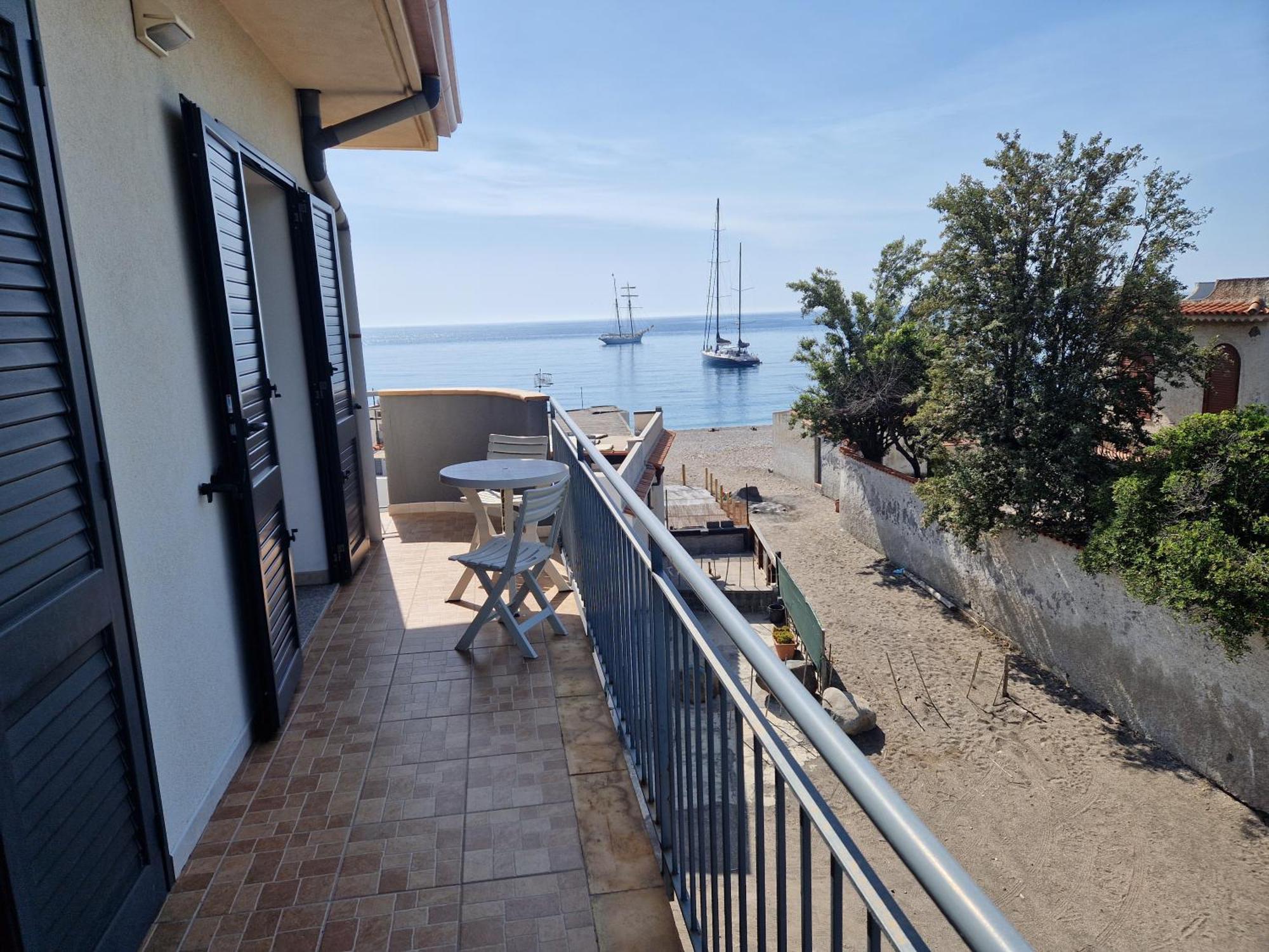 Santanna Beach House - Fondachello-Apartments Com Mascali Zewnętrze zdjęcie